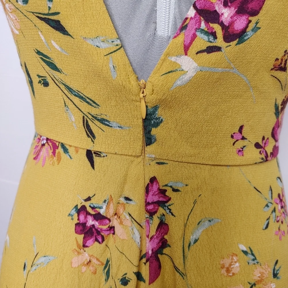 Dynamite floral midi dress XS - Picture 7 of 13